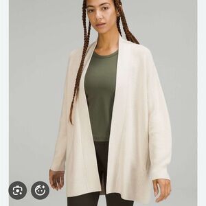 Lululemon sz 6 long ribbed sweater neutral